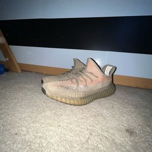 Yeezy boost 350 V2 taupe